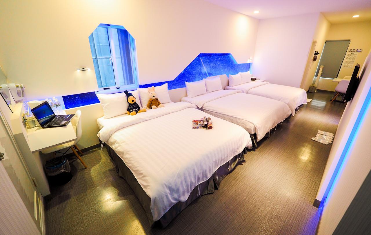 Galaxia Business Hotel Taichung Exterior photo